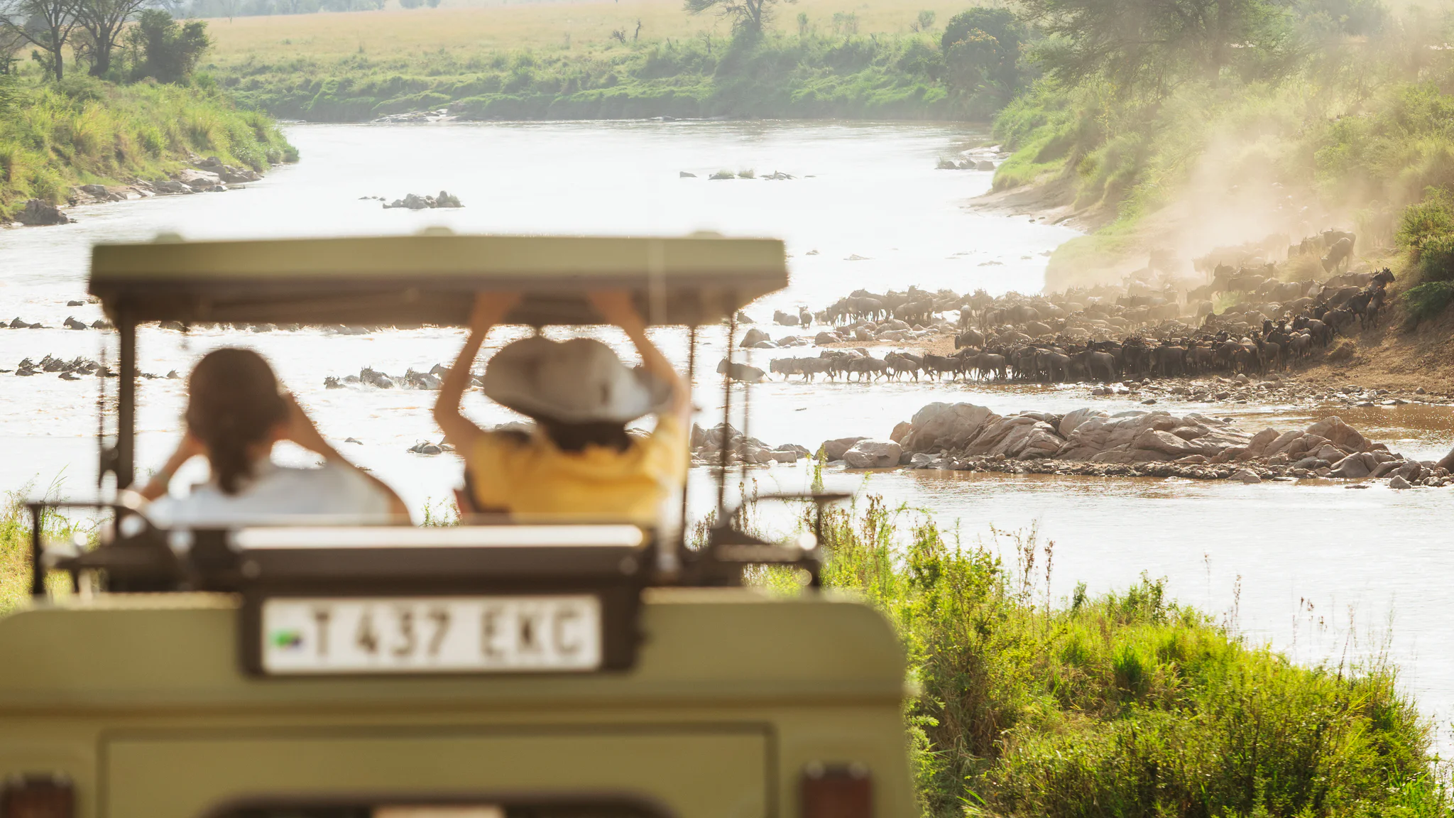 4-Days Serengeti Migration Safari River Crossing